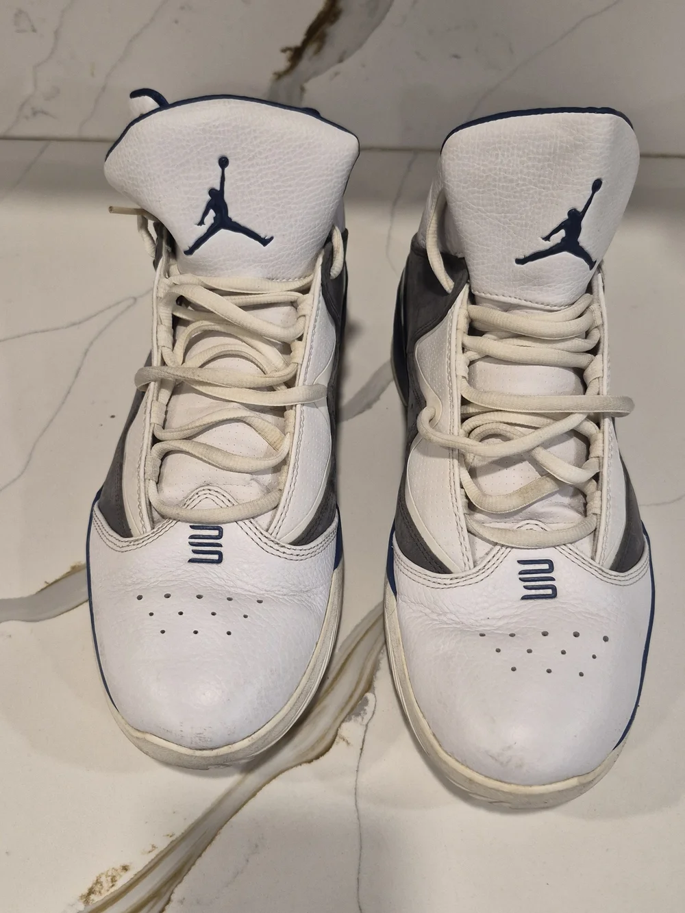 Jordan White and Navy Mid-Top Basketball Sneakers Size 13 414759-104